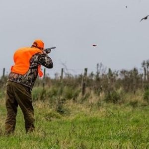 picture of hunters in argentina